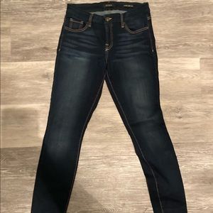 Women’s Guess dark wash, stretch denim jean